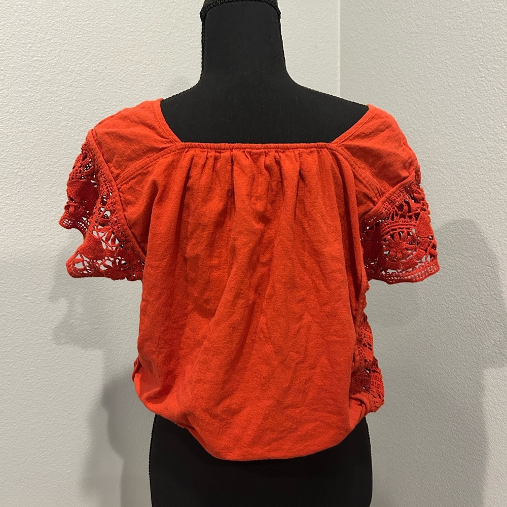 Free People Burnt Orange Crochet 100% Cotton Blouse Size Small - Picture 2 of 6